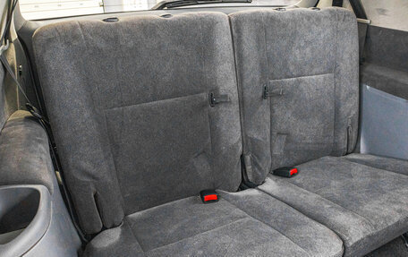 Toyota Ipsum II, 2001 год, 999 000 рублей, 19 фотография