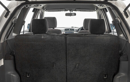 Toyota Ipsum II, 2001 год, 999 000 рублей, 20 фотография