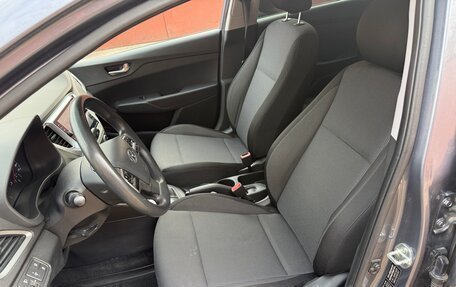 Hyundai Solaris II рестайлинг, 2017 год, 1 245 000 рублей, 21 фотография