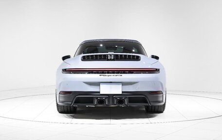 Porsche 911, 2025 год, 25 000 000 рублей, 6 фотография