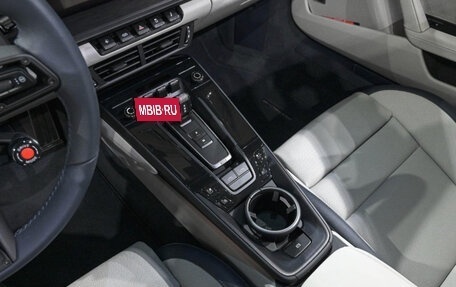 Porsche 911, 2025 год, 25 000 000 рублей, 12 фотография