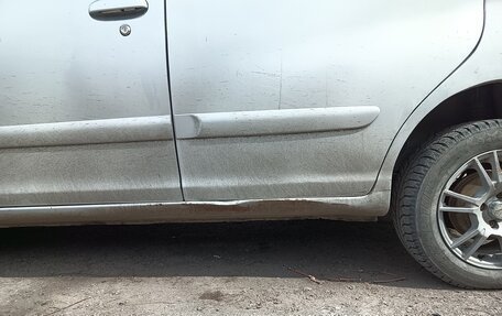 Toyota FunCargo, 2003 год, 370 000 рублей, 3 фотография