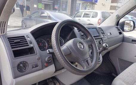 Volkswagen Transporter T5 рестайлинг, 2013 год, 1 650 000 рублей, 8 фотография