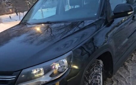 Volkswagen Tiguan I, 2011 год, 1 370 000 рублей, 2 фотография