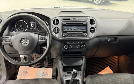 Volkswagen Tiguan I, 2012 год, 932 000 рублей, 9 фотография