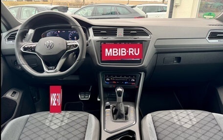 Volkswagen Tiguan, 2023 год, 3 633 999 рублей, 12 фотография