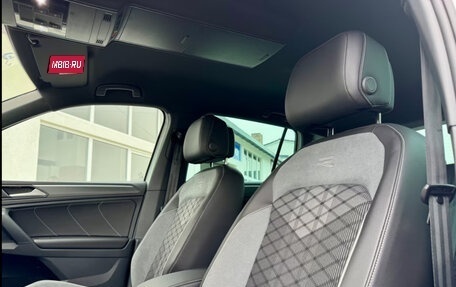 Volkswagen Tiguan, 2023 год, 3 633 999 рублей, 17 фотография