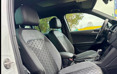 Volkswagen Tiguan, 2023 год, 3 633 999 рублей, 25 фотография