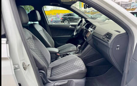 Volkswagen Tiguan, 2023 год, 3 633 999 рублей, 24 фотография