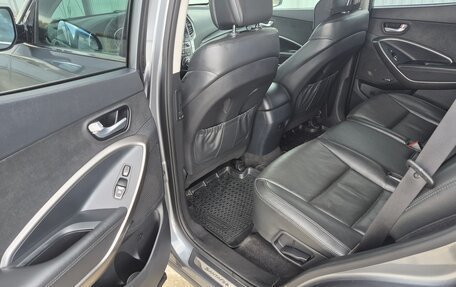 Hyundai Santa Fe III рестайлинг, 2017 год, 2 200 000 рублей, 11 фотография