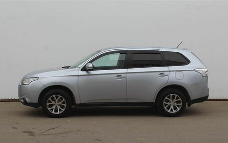 Mitsubishi Outlander III рестайлинг 3, 2013 год, 1 060 000 рублей, 8 фотография