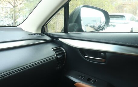 Lexus NX I, 2017 год, 3 250 000 рублей, 16 фотография