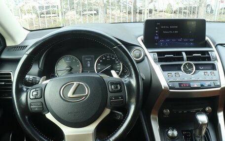 Lexus NX I, 2017 год, 3 250 000 рублей, 17 фотография