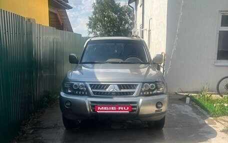 Mitsubishi Pajero III рестайлинг, 2002 год, 500 000 рублей, 22 фотография