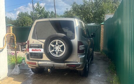 Mitsubishi Pajero III рестайлинг, 2002 год, 500 000 рублей, 24 фотография