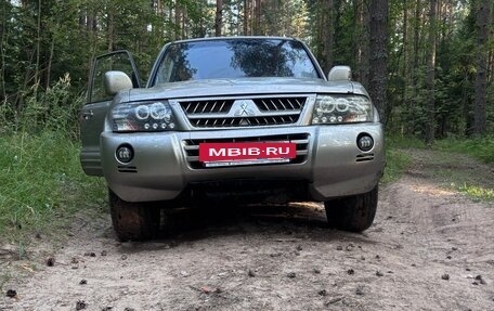 Mitsubishi Pajero III рестайлинг, 2002 год, 500 000 рублей, 30 фотография