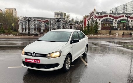 Volkswagen Polo VI (EU Market), 2013 год, 590 000 рублей, 1 фотография