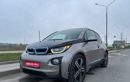 BMW i3 I01 рестайлинг, 2014 год, 1 055 000 рублей, 1 фотография