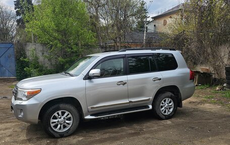 Toyota Land Cruiser 200, 2013 год, 3 300 000 рублей, 1 фотография