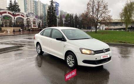 Volkswagen Polo VI (EU Market), 2013 год, 590 000 рублей, 2 фотография