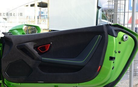 Lamborghini Huracán, 2023 год, 26 800 000 рублей, 15 фотография