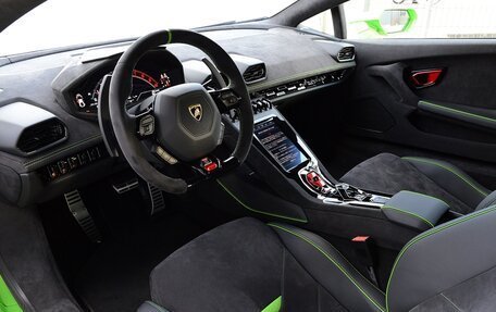 Lamborghini Huracán, 2023 год, 26 800 000 рублей, 10 фотография