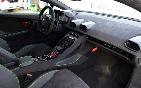 Lamborghini Huracán, 2023 год, 26 800 000 рублей, 14 фотография