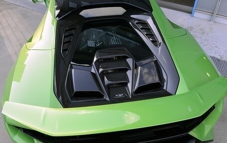 Lamborghini Huracán, 2023 год, 26 800 000 рублей, 7 фотография