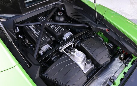 Lamborghini Huracán, 2023 год, 26 800 000 рублей, 22 фотография