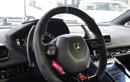 Lamborghini Huracán, 2023 год, 26 800 000 рублей, 17 фотография