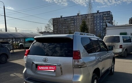 Toyota Land Cruiser Prado 150 рестайлинг 2, 2011 год, 2 250 000 рублей, 4 фотография