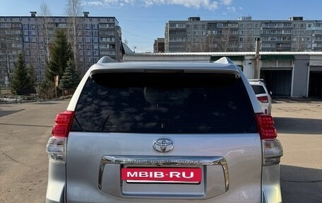 Toyota Land Cruiser Prado 150 рестайлинг 2, 2011 год, 2 250 000 рублей, 7 фотография