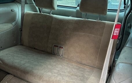 Nissan Liberty, 2003 год, 240 000 рублей, 13 фотография