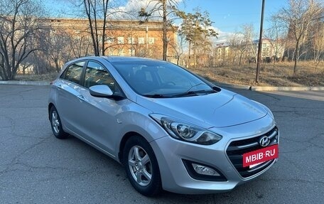 Hyundai i30 II рестайлинг, 2015 год, 960 000 рублей, 4 фотография