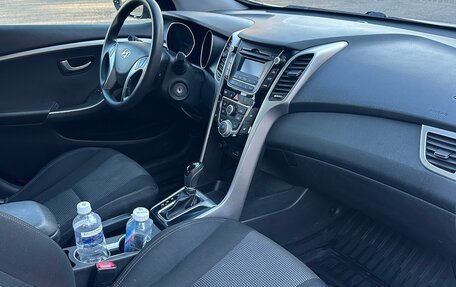 Hyundai i30 II рестайлинг, 2015 год, 960 000 рублей, 13 фотография