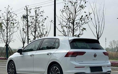 Volkswagen Golf VIII, 2023 год, 1 794 004 рублей, 5 фотография