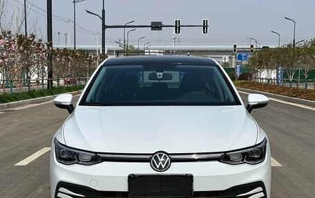 Volkswagen Golf VIII, 2023 год, 1 794 004 рублей, 2 фотография