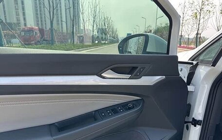 Volkswagen Golf VIII, 2023 год, 1 794 004 рублей, 12 фотография