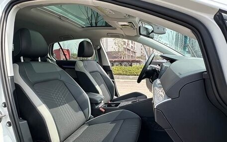 Volkswagen Golf VIII, 2023 год, 1 794 004 рублей, 15 фотография