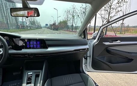 Volkswagen Golf VIII, 2023 год, 1 794 004 рублей, 17 фотография