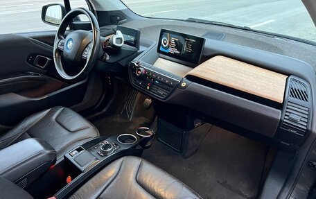 BMW i3 I01 рестайлинг, 2014 год, 1 055 000 рублей, 8 фотография