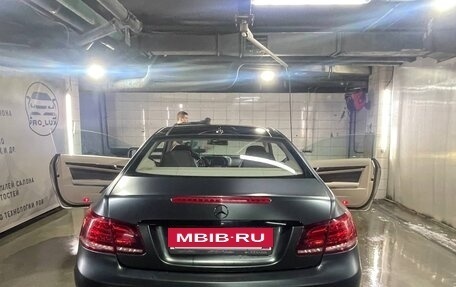 Mercedes-Benz E-Класс, 2014 год, 2 500 000 рублей, 5 фотография