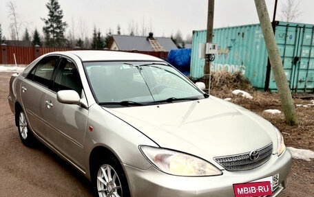 Toyota Camry V40, 2004 год, 560 000 рублей, 3 фотография