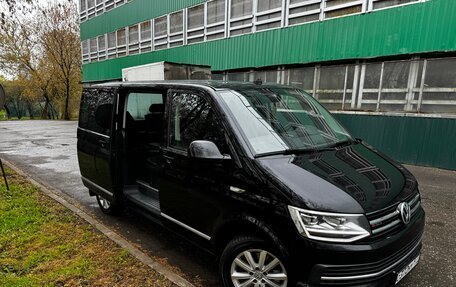 Volkswagen Multivan T6 рестайлинг, 2019 год, 4 650 000 рублей, 12 фотография