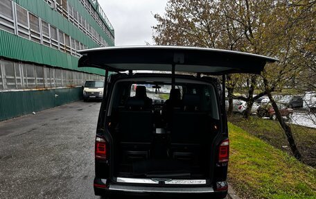 Volkswagen Multivan T6 рестайлинг, 2019 год, 4 650 000 рублей, 15 фотография