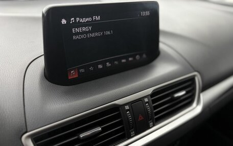 Mazda 3, 2018 год, 1 540 000 рублей, 10 фотография