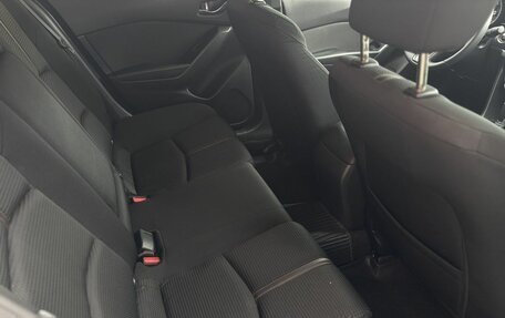 Mazda 3, 2018 год, 1 540 000 рублей, 17 фотография