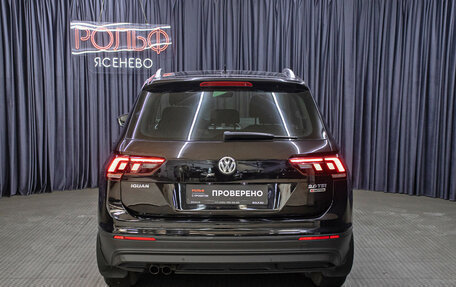 Volkswagen Tiguan II, 2017 год, 2 649 000 рублей, 6 фотография