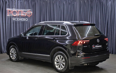 Volkswagen Tiguan II, 2017 год, 2 649 000 рублей, 7 фотография