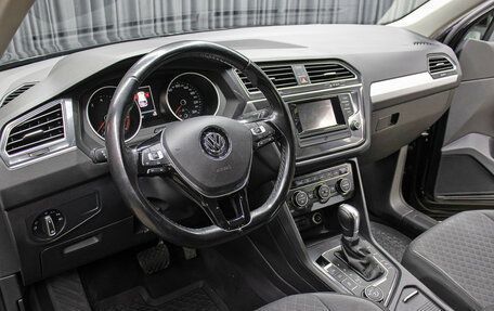 Volkswagen Tiguan II, 2017 год, 2 649 000 рублей, 15 фотография